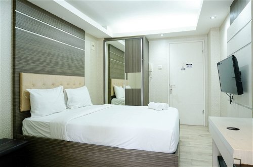Photo 2 - Wonderful and Cozy Studio at Green Palace Apartment