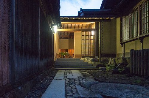 Foto 1 - SUKIYA-zukuri Suehiro House