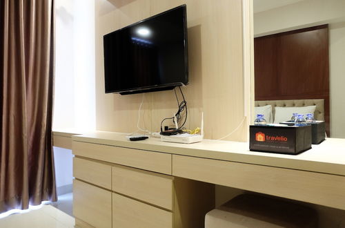 Photo 23 - Artistic Studio Apartment at The Oasis Cikarang