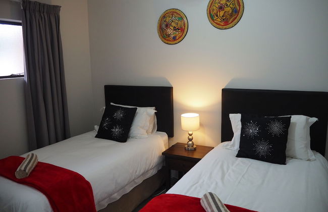African Eagle Apartments - Photo 10