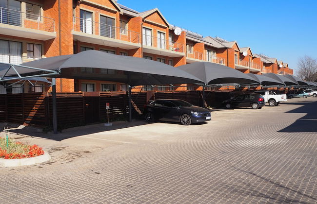 African Eagle Apartments - Photo 73