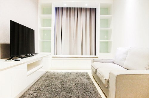 Photo 1 - Minimalist New Furnish 2BR L'avenue Apartment near Tebet