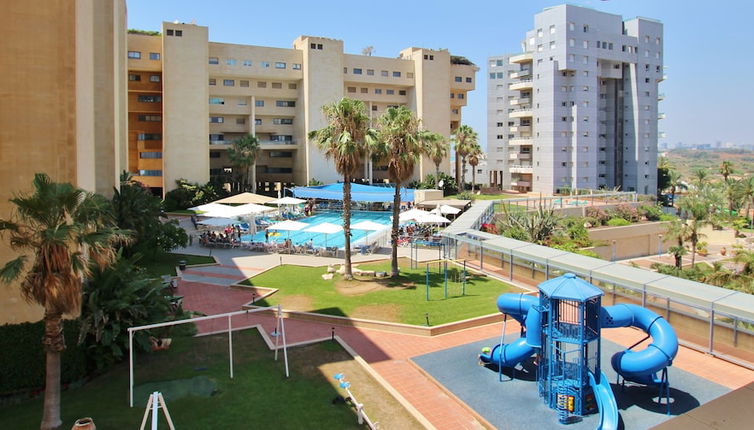 Foto 1 - Luxurious Sea View 3BR Pool Spa and Gym