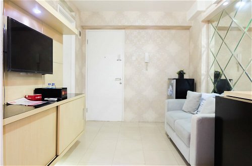 Photo 10 - Simply 2BR with Pool View Bassura City Apartment