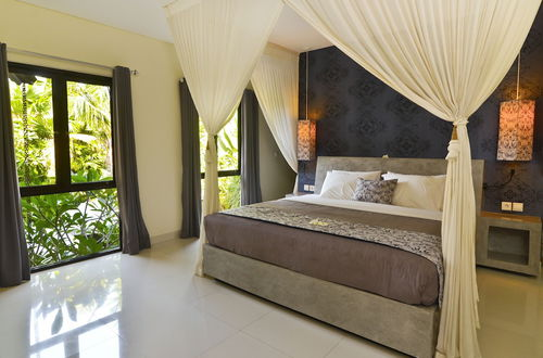 Photo 18 - Elok Villas