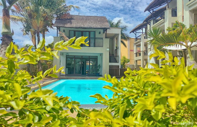 Grand Bay Suites - Photo 24