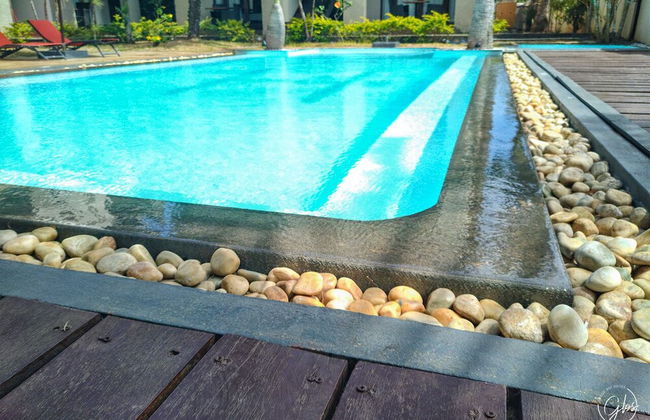 Grand Bay Suites - Photo 26