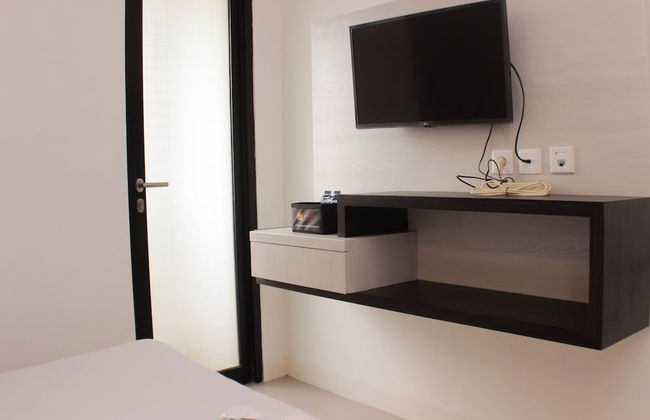 Cozy Living Studio At Urbantown Apartment Karawang - Foto 4