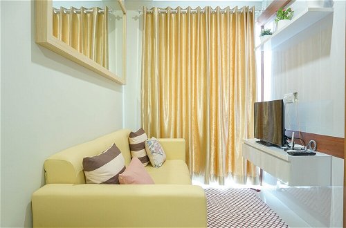 Photo 4 - Strategic Location 1BR Apartment @ Puri Mansion near Puri By Travelio