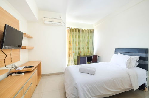 Photo 5 - Cozy Minimalist Studio @ Taman Melati Margonda Apartment By Travelio