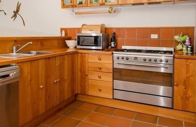 Coastal Chalet Suites - Foto 7