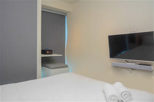 Photo 3 - Best Studio Room with Wall Bed Tifolia Apartment