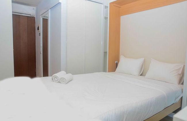 Best Studio Room with Wall Bed Tifolia Apartment - Foto 17