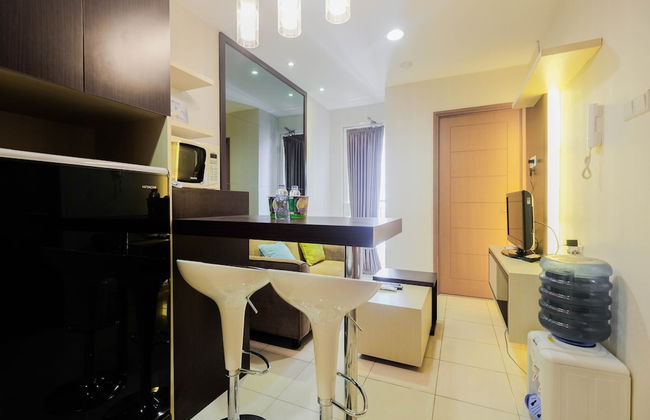 Luxurious and Comfy 2BR Cinere Bellevue Suites Apartment - Foto 8