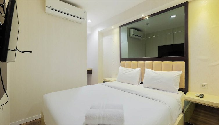 Foto 1 - Luxurious and Comfy 2BR Cinere Bellevue Suites Apartment