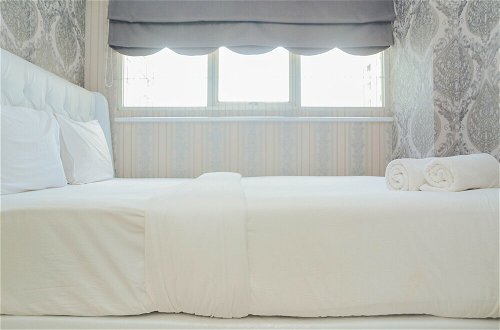 Photo 2 - Cozy Room 1BR Gray Tower Sentra Timur Apartment