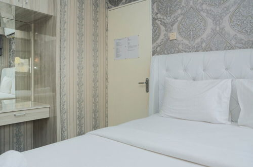 Foto 16 - Cozy Room 1BR Gray Tower Sentra Timur Apartment