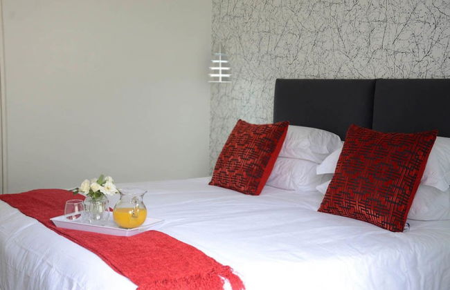 Touch of Class Villas - Photo 12