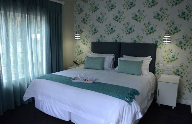 Touch of Class Villas - Photo 5