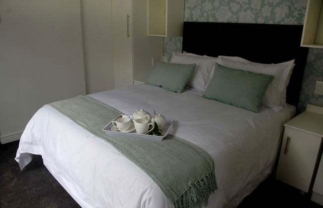 Touch of Class Villas - Photo 16