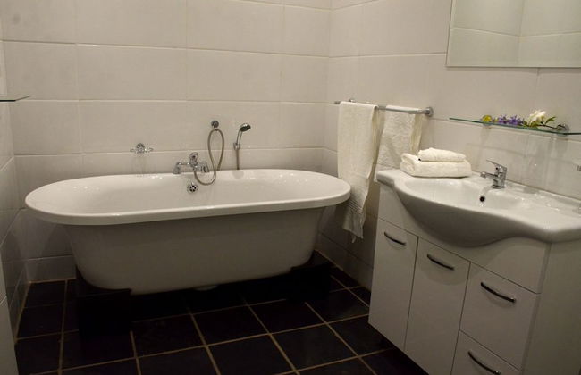 Touch of Class Villas - Photo 50