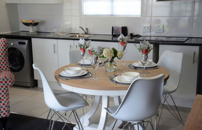 Touch of Class Villas - Photo 21