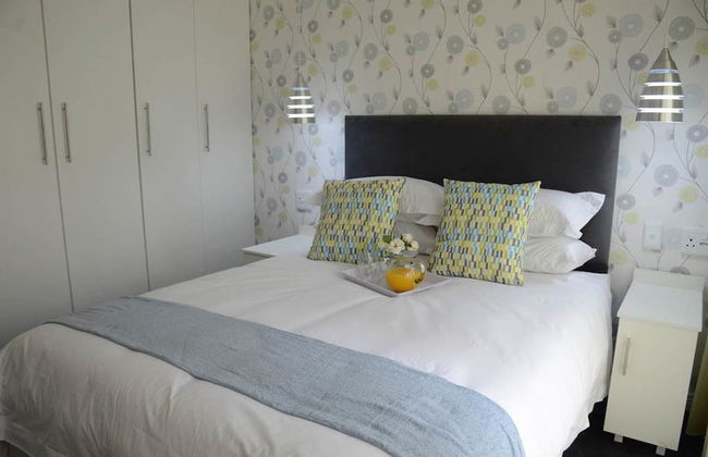 Touch of Class Villas - Photo 9