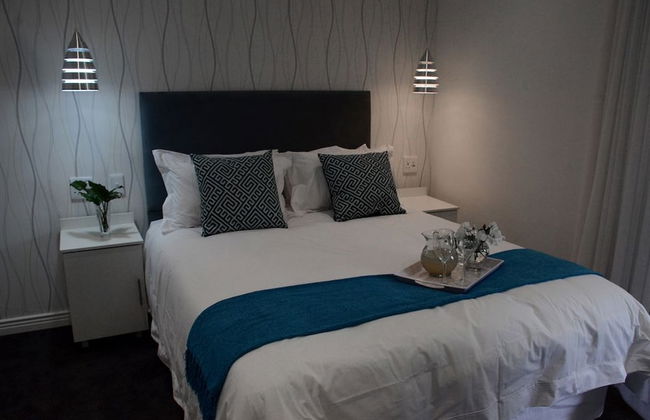 Touch of Class Villas - Photo 6