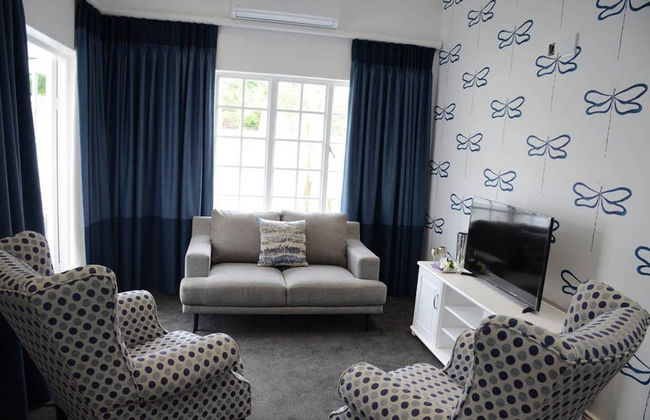 Touch of Class Villas - Photo 41