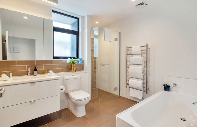 Wonderful Hobsonville Three Bedroom Home - Photo 20