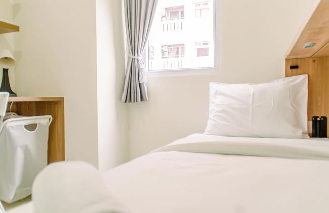 Warm And Cozy 2Br At Green Pramuka City Apartment - Foto 5