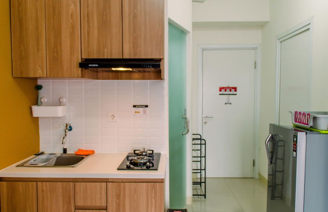 Warm And Cozy 2Br At Green Pramuka City Apartment - Foto 18