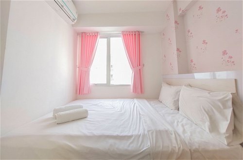 Photo 5 - Comfort 2Br Apartment At Bassura City
