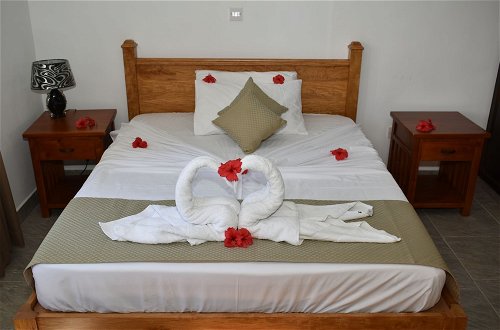 Photo 3 - Zeph Selfcatering