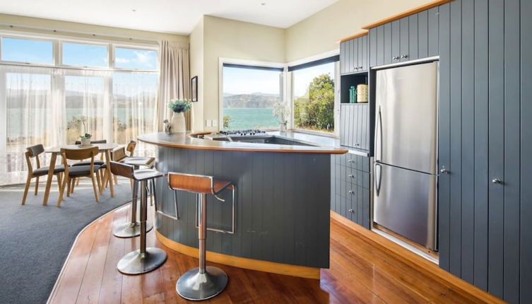 Foto 1 - Pristine 2-bed waterfront, Karaka Bays