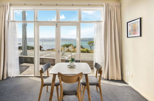 Foto 17 - Pristine 2-bed waterfront, Karaka Bays