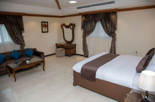 Photo 21 - Diva Hotel Suites