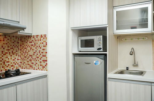 Photo 10 - Comfy 3BR Apartment at Mediterania Gajah Mada