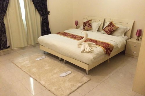 Foto 1 - Al Amoria Furnished Apartments 1