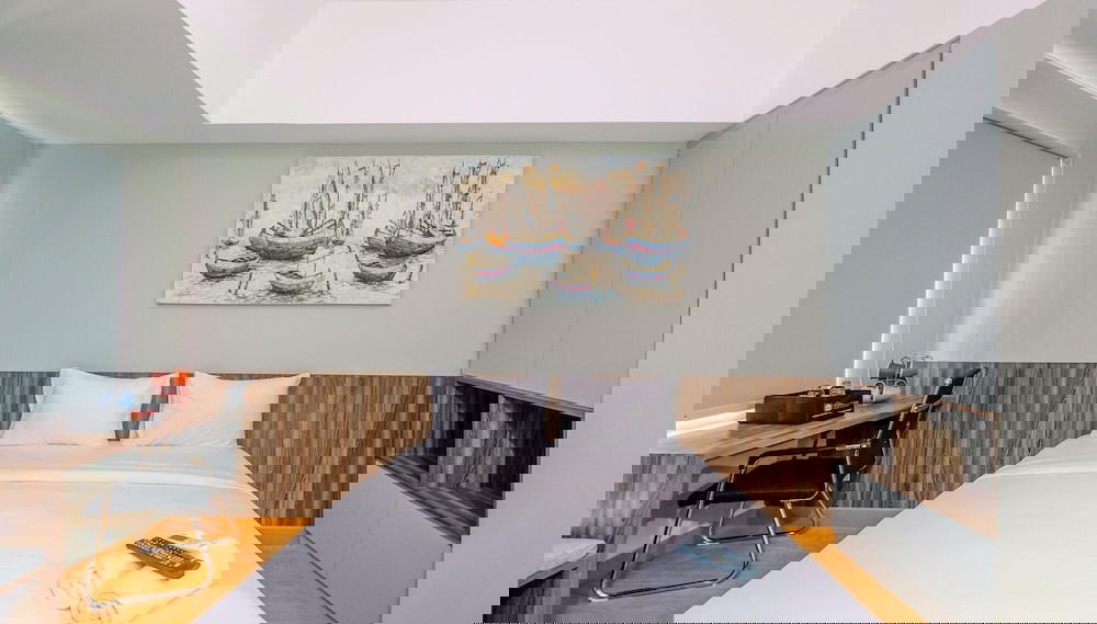 Primary image