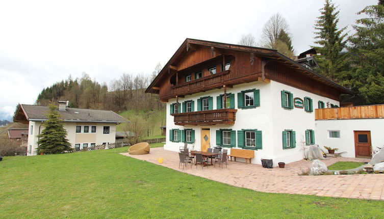 Foto 1 - Rustic Holiday Home near Ski Area in Hopfgarten im Brixental