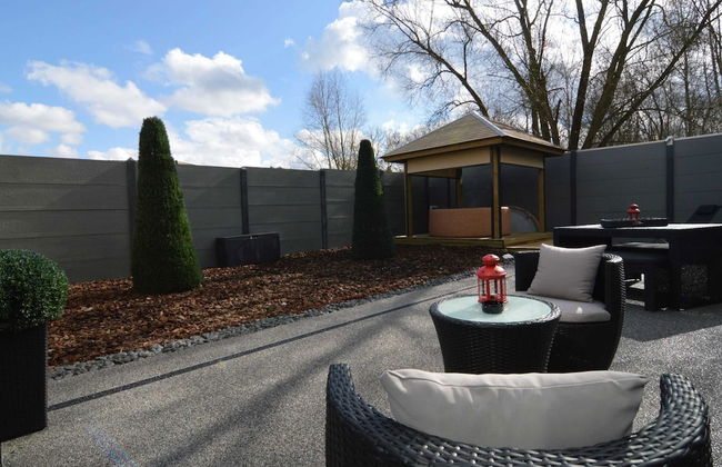 Deluxe Holiday Home in Welkenraedt with Hot Tub & Steam Shower - Foto 37