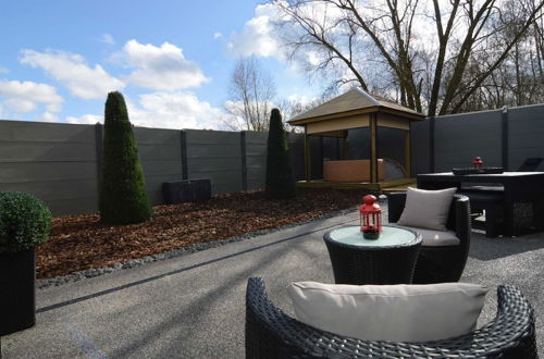 Photo 36 - Deluxe Holiday Home in Welkenraedt with Hot Tub & Steam Shower