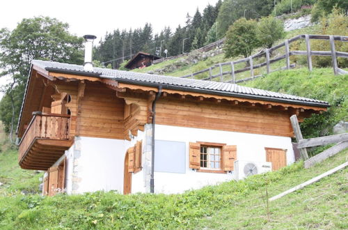 Photo 18 - Chalet in Heremence With Sauna,ski Storage,whirlpool,terrace