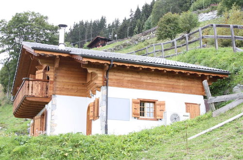 Photo 18 - Chalet in Heremence With Sauna,ski ,whirlpool