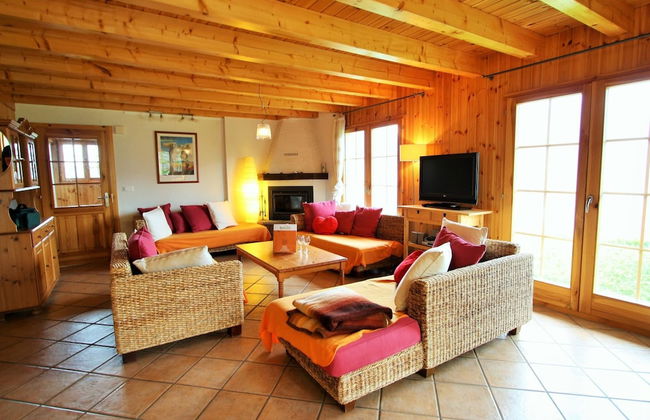Chalet in Rhone Valley Near Ski Lift - Foto 1