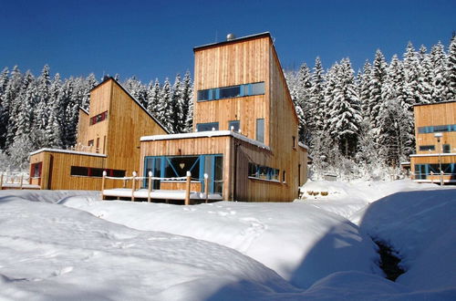 Foto 16 - Spacious Chalet in Residential Area, Modern