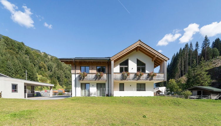 Photo 1 - Lovely Chalet in Salzburg With Mountain View