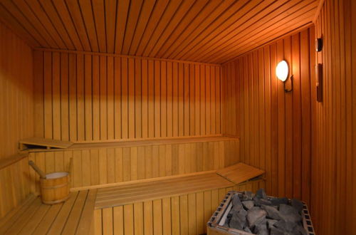 Photo 22 - Cozy Holiday Home in Robertville With Sauna