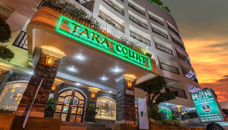 Photo 1 - Tara Court Hotel